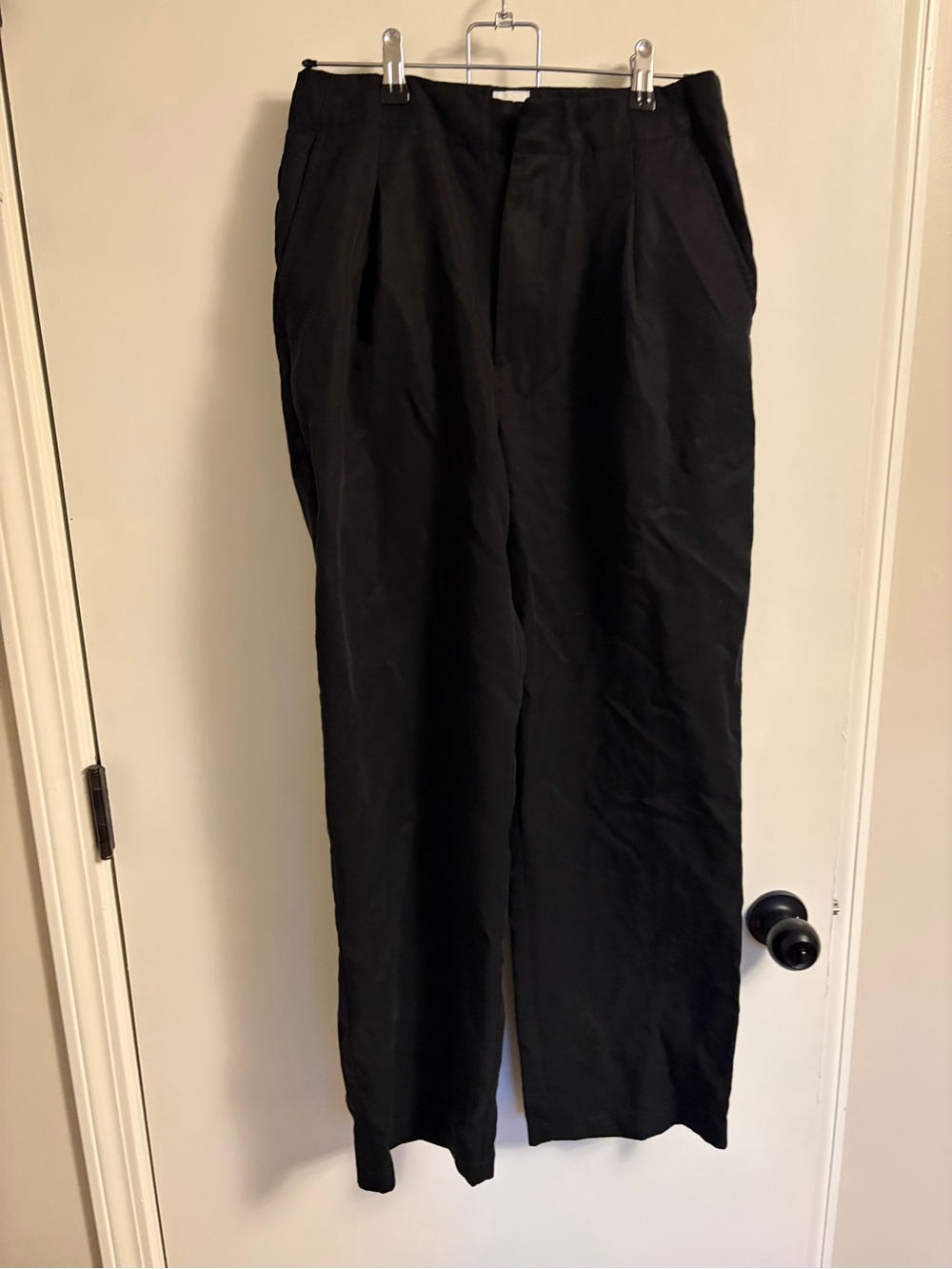 GAP Men's Black Chinos - Picture 2 of 6